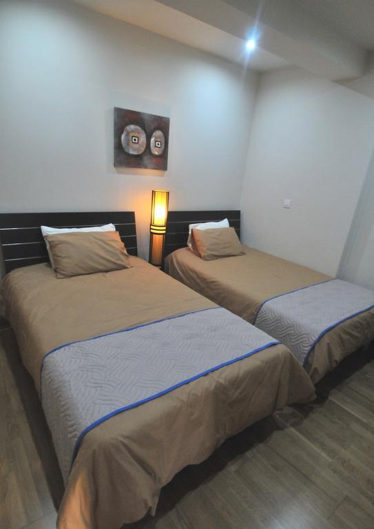 Ithaki Phinikoudes Apartment No. 204 Lárnaca Habitación foto